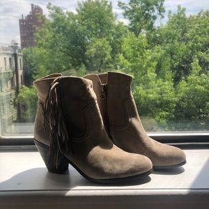 Sam Edelman ‘Louie’ fringed booties Sz 8.5
